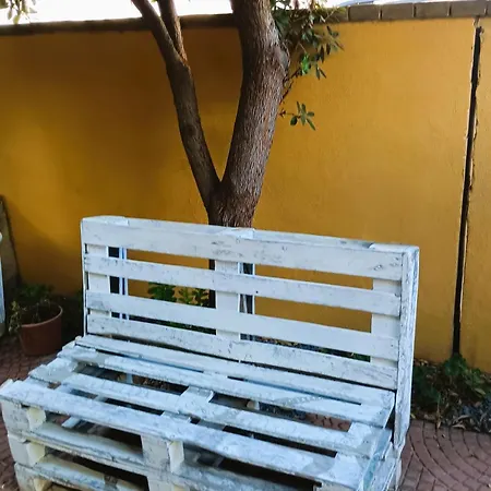 Holiday home Yellow House San Giovanni Suergiu