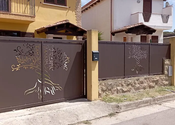 Сasa de vacaciones Yellow House San Giovanni Suèrgiu